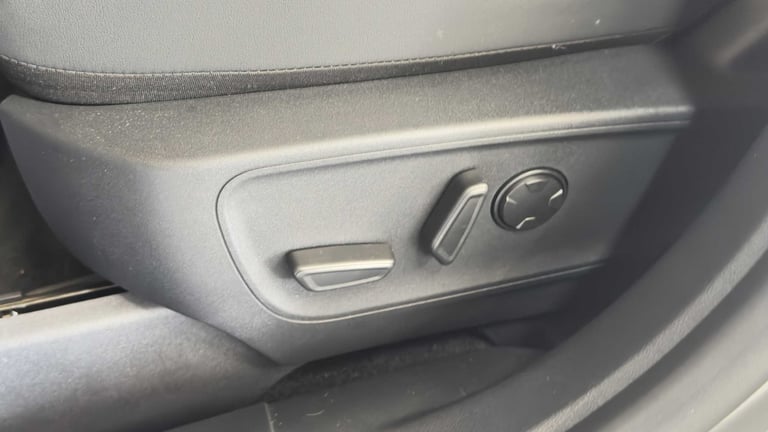 2025 Ford Kuga 2.5 PHEV ST-Line X Black Package 5dr CVT SUV Plug-In Hy Automatic