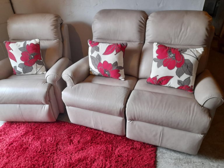 image for Beautiful G PLAN Capri stone real leather 2 seater recliner sofa and chair amazing comfort