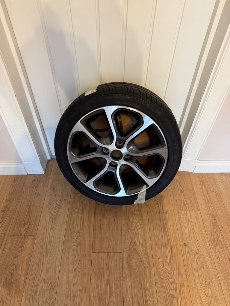 image for Kia picanto tyre wheel size 195/45 R16