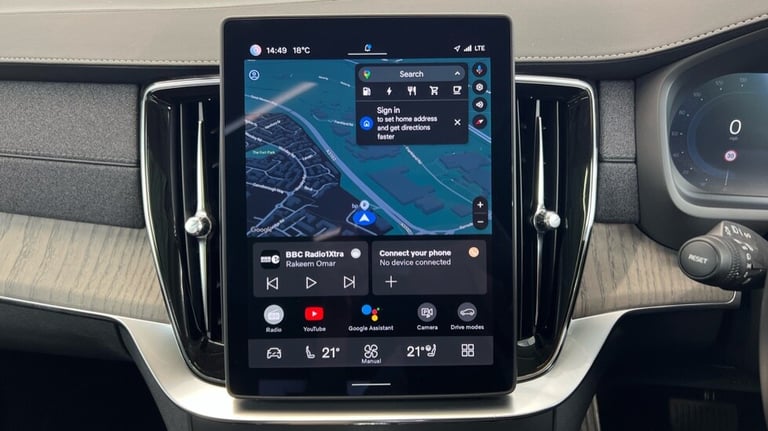 2025 Volvo XC90 Ultra, T8 AWD Plug-in hybrid, Dark, 7 Seats (BLIS, Panoramic Sunroof) Estate Petr...