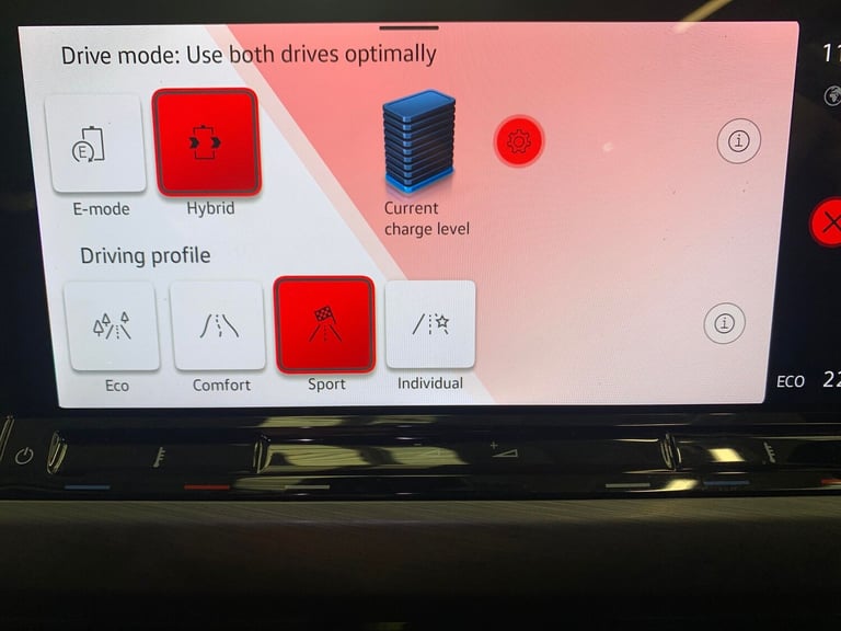 2024 Volkswagen Golf 1.4 TSI eHybrid Style 5dr DSG HATCHBACK PETROL/ELECTRIC Automatic