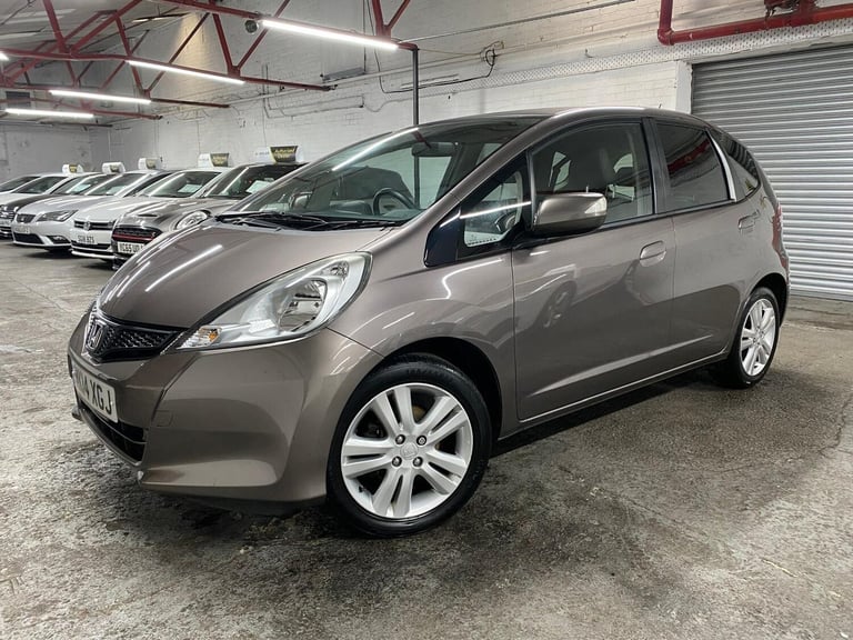 2014 Honda Jazz 1.4 i-VTEC ES Plus Euro 5 5dr HATCHBACK Petrol Manual