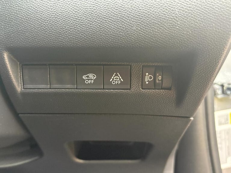 2022 Peugeot 2008 1.2 Puretech Allure Premium Suv 5dr Petrol Manual Euro 6 (s/s) (100 Ps) HATCHBA...