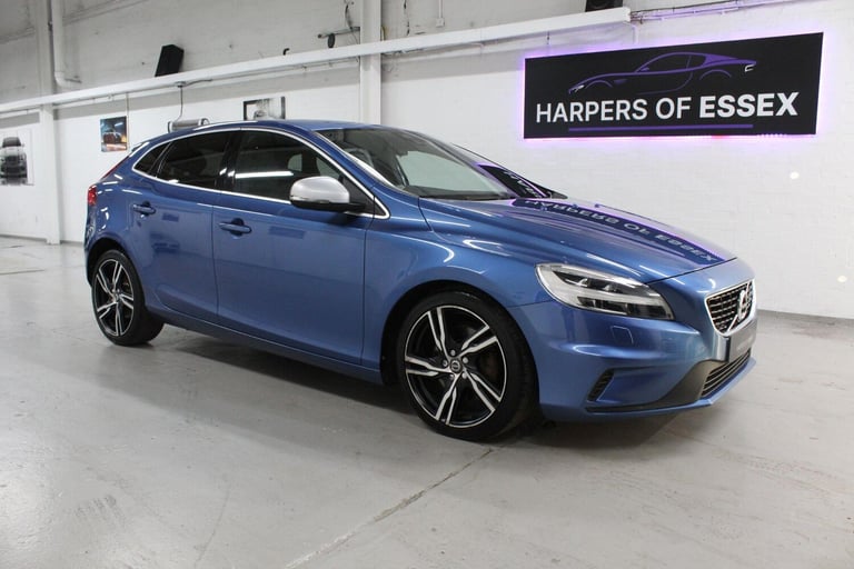 2016 Volvo V40 1.5 T2 R-Design Pro Auto Euro 6 (s/s) 5dr HATCHBACK Petrol Automatic