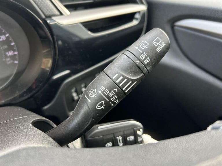 2021 Vauxhall Corsa 1.2 SE Hatchback 5dr Petrol Manual Euro 6 (75 ps) Hatchback PETROL Manual