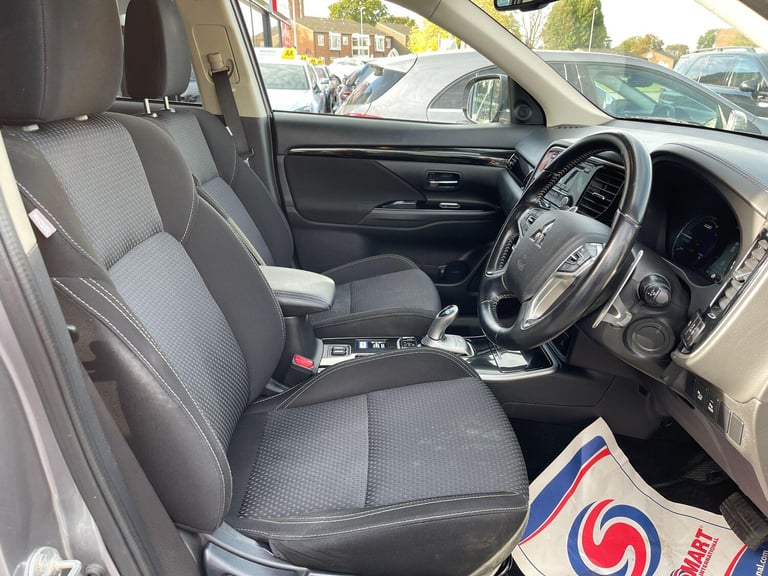 2020 Mitsubishi Outlander 2.4h TwinMotor 13.8kWh Verve CVT 4WD Euro 6 (s/s) 5dr ESTATE Petrol/Ele...