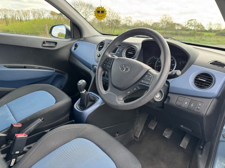 LOW MILEAGE + 2 KEYS