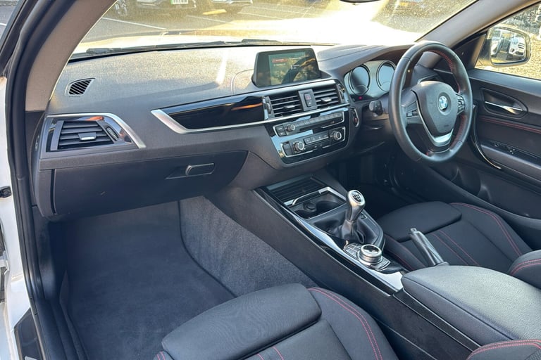  BMW 2 Series Coupe 1.5 218i Sport Coupe 2dr Petrol Manual Euro 6 s/s 136 Ps