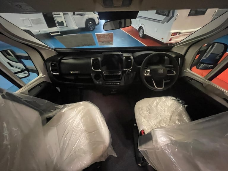 Pilote P720 expression 720 u DIESEL AUTOMATIC 2025