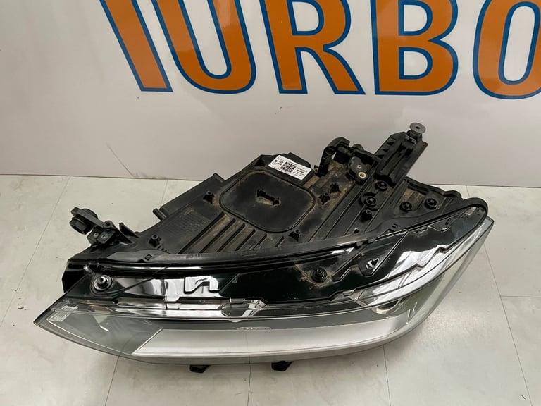 Headlight Vw passat B8 led 