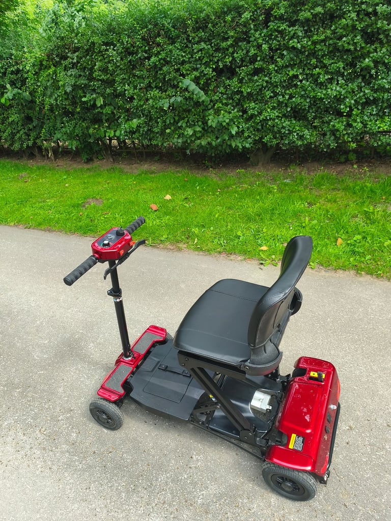 Automatic folding 4mph car boot mobility scooter with lithium batteries 