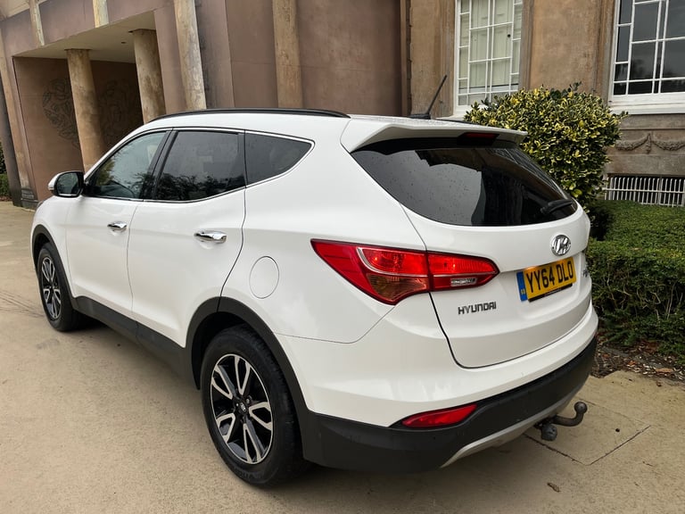 image for Hyundai, SANTA FE,Auto,tow bar, white, 4WD, FSH, new wheels, MOT & service! No advisory’s, 2014, 4X4