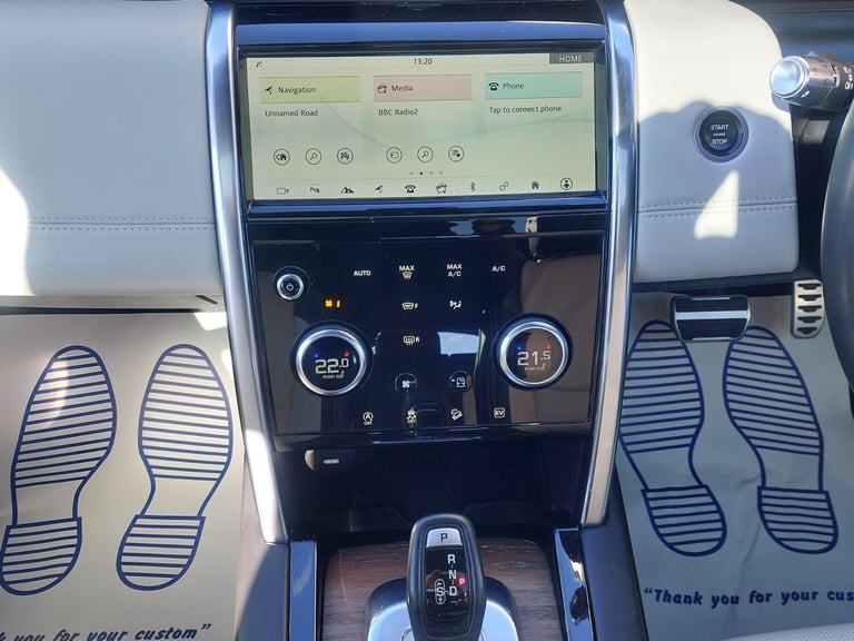2020 70 Land Rover Discovery Sport P300e HSE R-Dynamic 1.5 Hybrid Auto PHEV