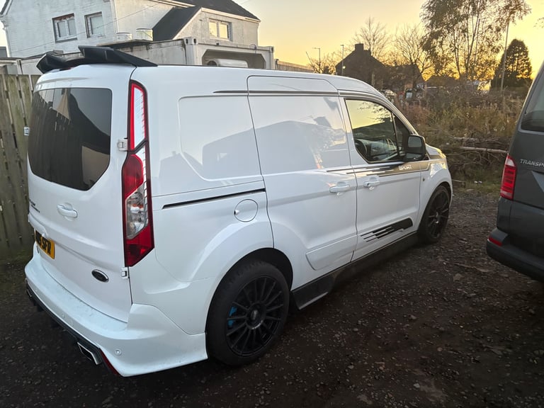 Ford, TRANSIT CONNECT, Panel Van, 2016, Manual, 1560 (cc)
