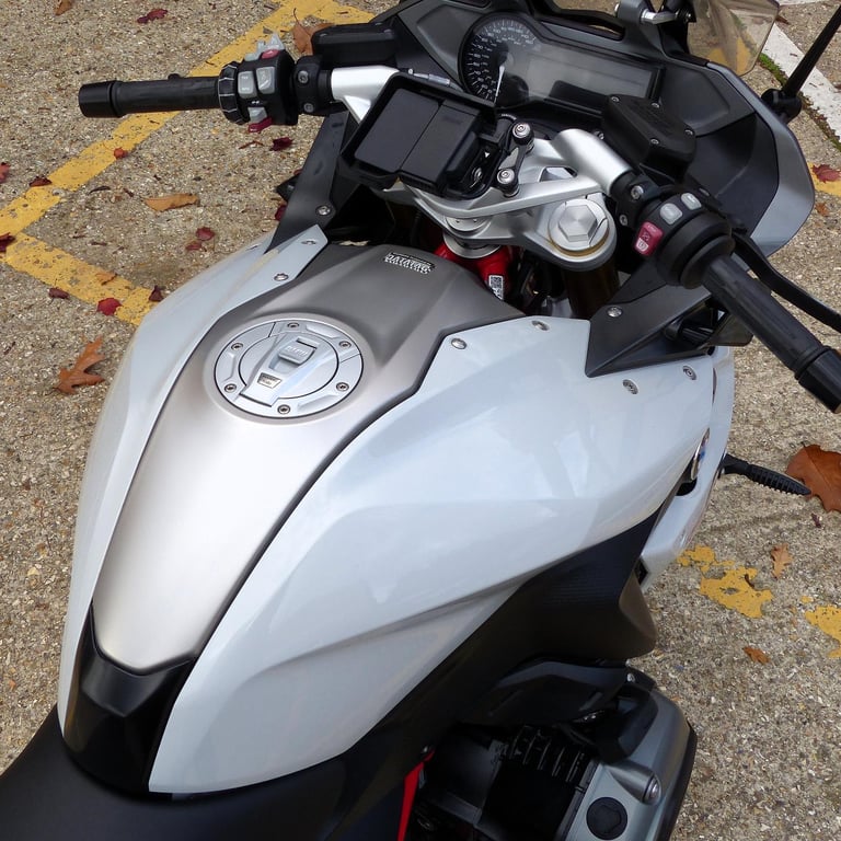 2017 BMW R1200 RS SPORT SE, FULLY MAINTAINED 2-OWNER MOTORCYCLE.