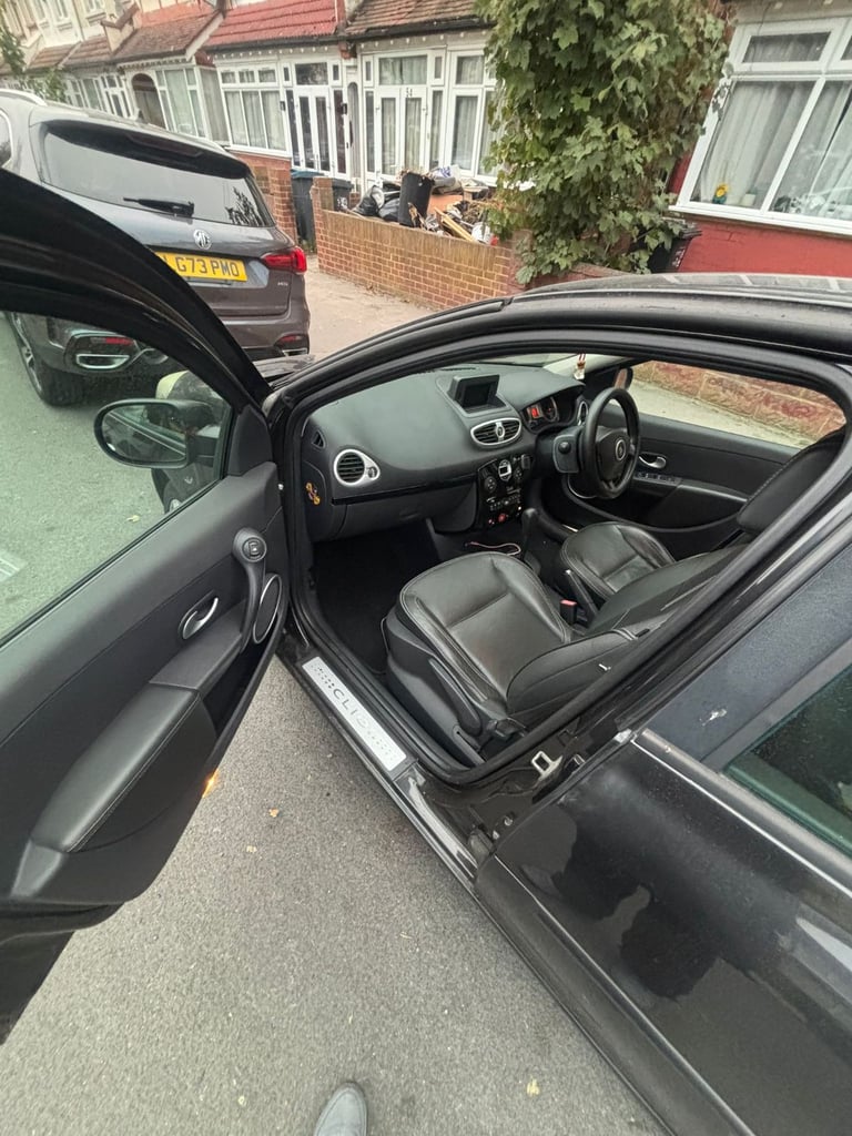 Renault, CLIO, Hatchback, 2010, Other, 1598 (cc), 5 doors