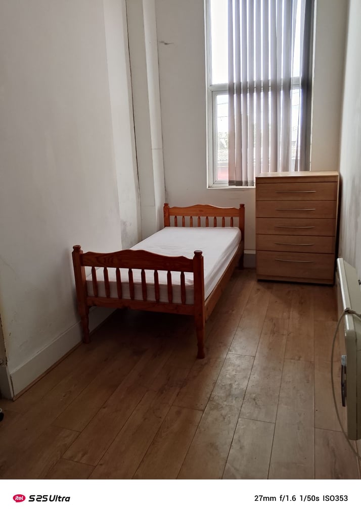 Studio to Rent Smethwick 