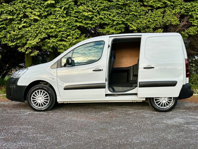 2017 Citroen Berlingo 1.6 BlueHDi 850 ENTERPRISE Panel Van 5dr Diesel Manual L1 *100 bhp* NO VAT ...
