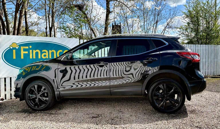 CAN'T GET CREDIT? CALL US! Nissan Qashqai 1.5 dCi N-Connecta, Manual - £199 DEPOSIT, £76 PER WEEK