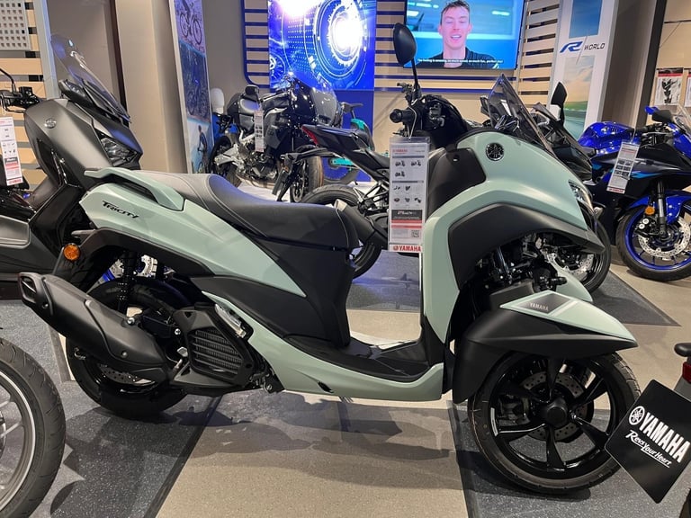 Yamaha Tricity 125 three wheel scooter