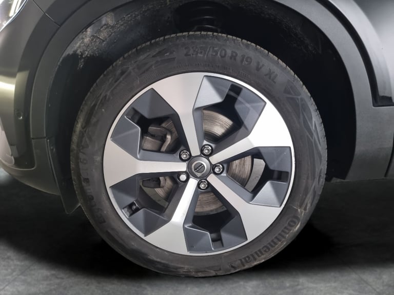 2022 Volvo XC40 2.0 B4 MHEV Ultimate SUV 5dr Petrol Hybrid DCT Auto Euro 6 (s/s) (197 ps) - Suv H...