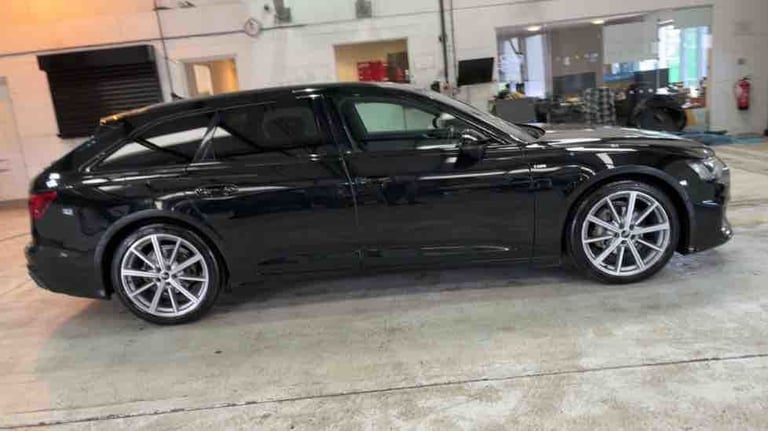 2022 Audi A6 Avant 2.0 TDI 40 Black Edition Estate 5dr Diesel S Tronic quattro Euro 6 (s/s) (2 Es...
