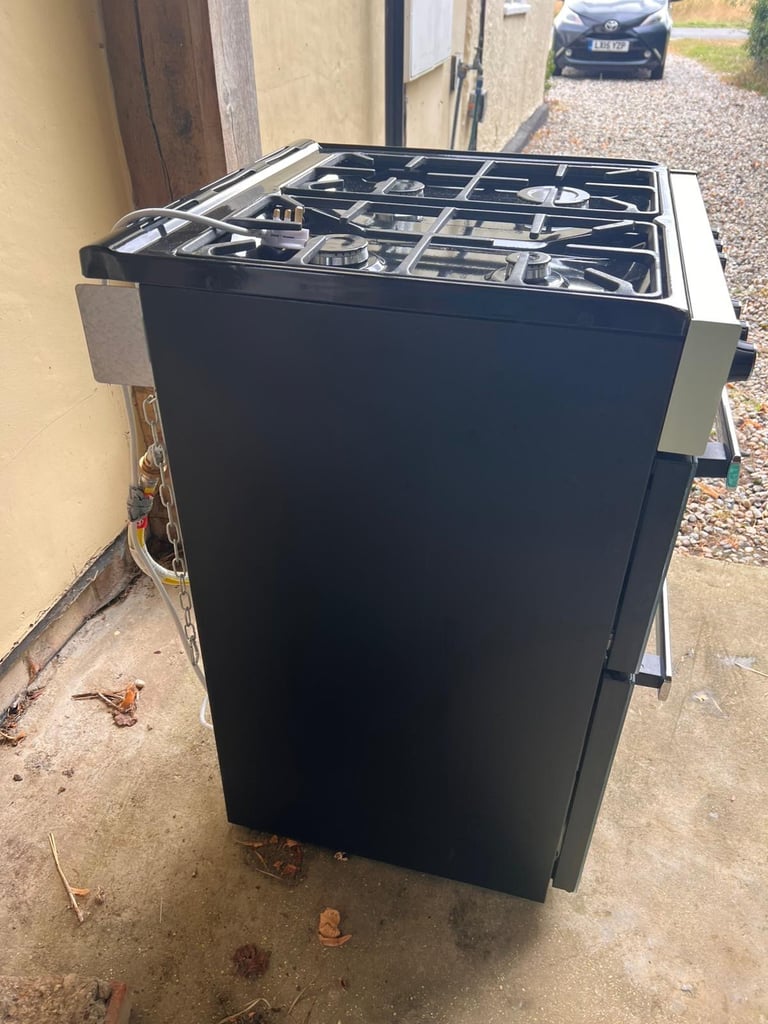 Gas cooker for sale (had 10 mths use)