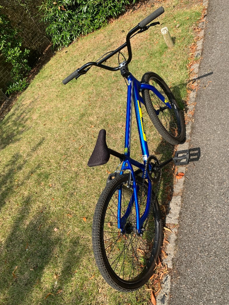 GT Mach One Pro 24 BMX Racing Bike