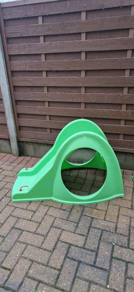 image for CHAD VALLEY GREEN PLASTIC TODDLER SLIDE. GOOD CONDITION.