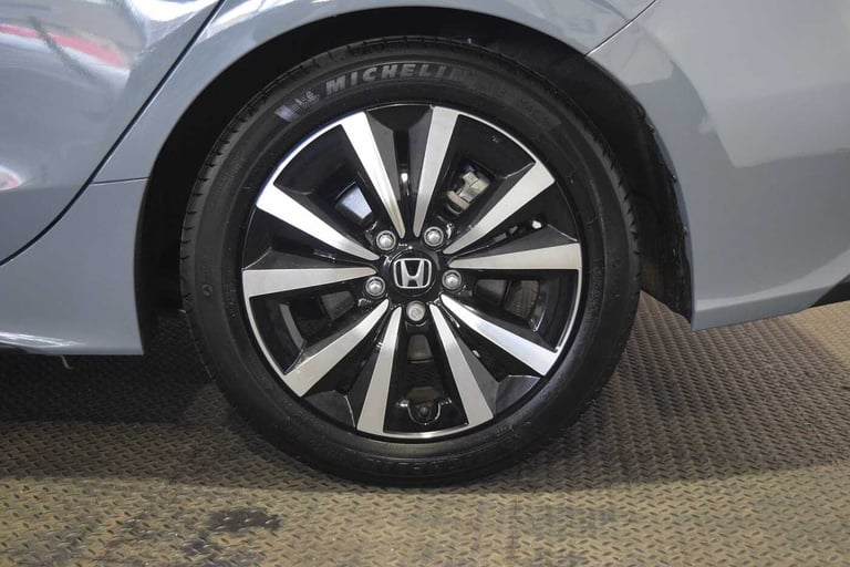 2024 Honda Civic 2.0 eHEV Elegance 5dr CVT Hatchback Hybrid Automatic