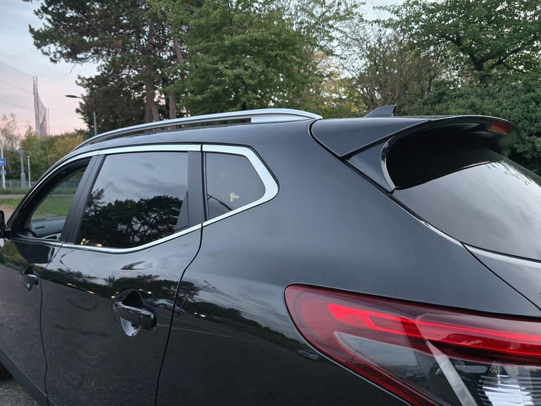 2018 Nissan Qashqai 1.5 dCi N-Connecta SUV 5dr Diesel Manual Euro 6 (s/s) (115 ps) HATCHBACK Dies...