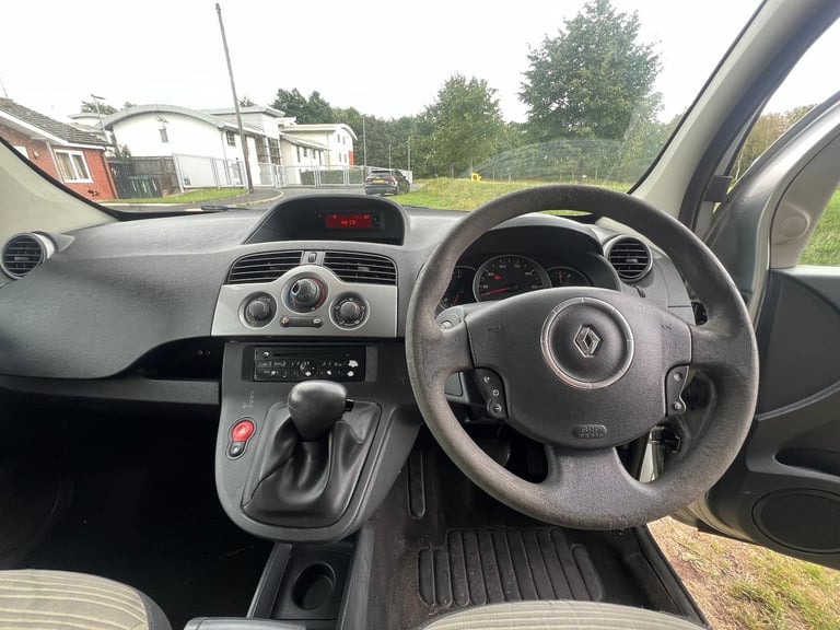 2012 Renault Kangoo 1.6 Expression 5dr Auto [AC] MPV Petrol Automatic