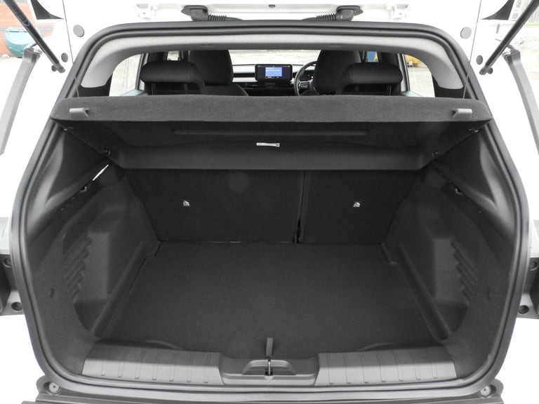 2025 Jeep Avenger Longitude 1.2 100hp Mt HATCHBACK Petrol Manual