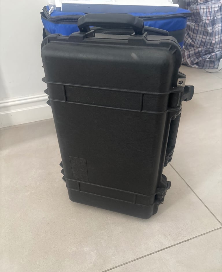 Peli case 