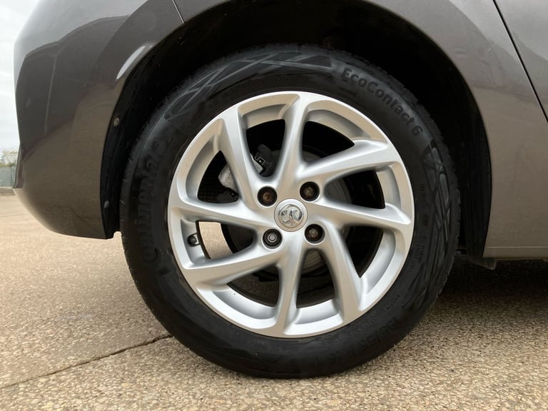 2020 Vauxhall Corsa 1.2 Turbo SRi 5dr Hatchback PETROL Manual