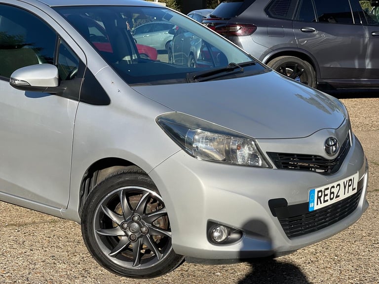 TOYOTA YARIS 1.3 Dual VVT-i Trend 2012