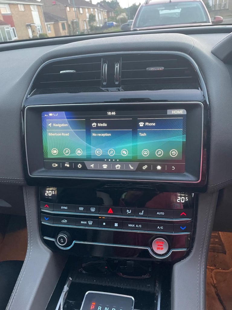 Jaguar, F-PACE, Portfolio, Diesel, 2019, 1999 (cc), 5 doors