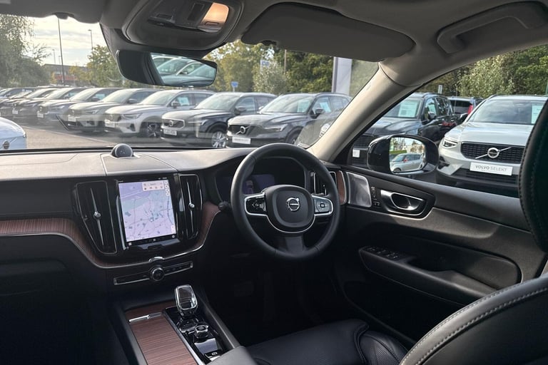 2023 Volvo XC60 2.0 B5 MHEV Ultimate SUV 5dr Petrol Hybrid Auto AWD Euro 6 (s/s) (250 ps) ESTATE ...