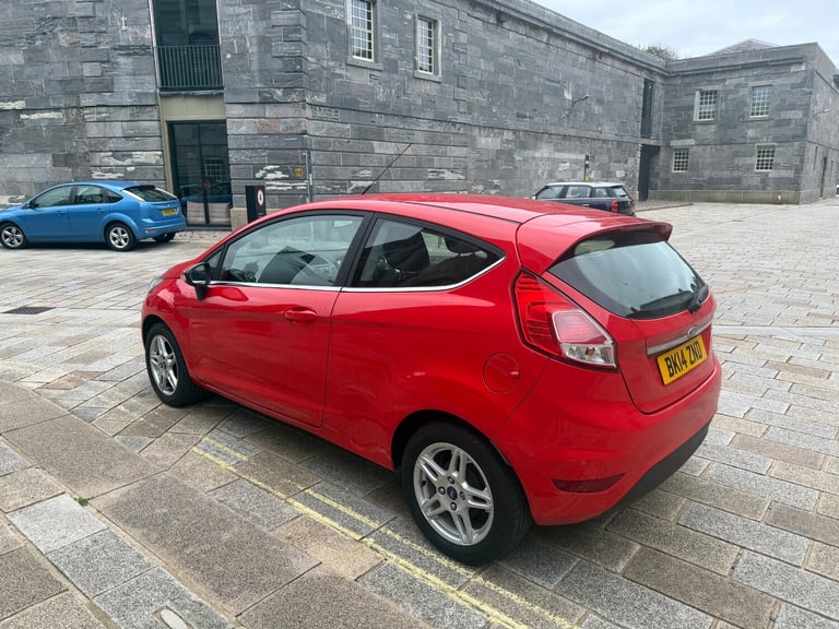 2014 Ford Fiesta 1.25 82 Zetec 3dr HATCHBACK Petrol Manual