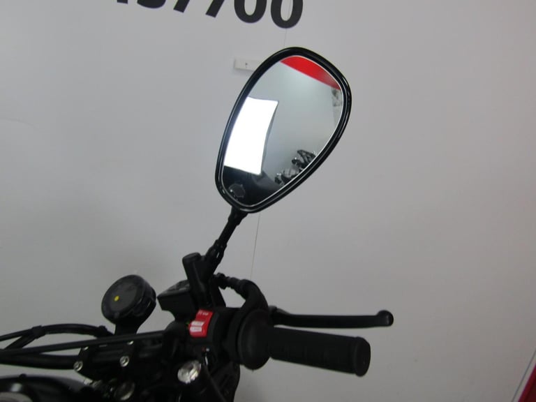 2023 Yamaha XSR700 - LEGACY - DEMO BIKE
