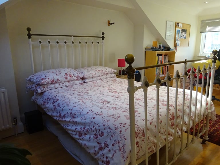 Antique victorian brass and iron double bed