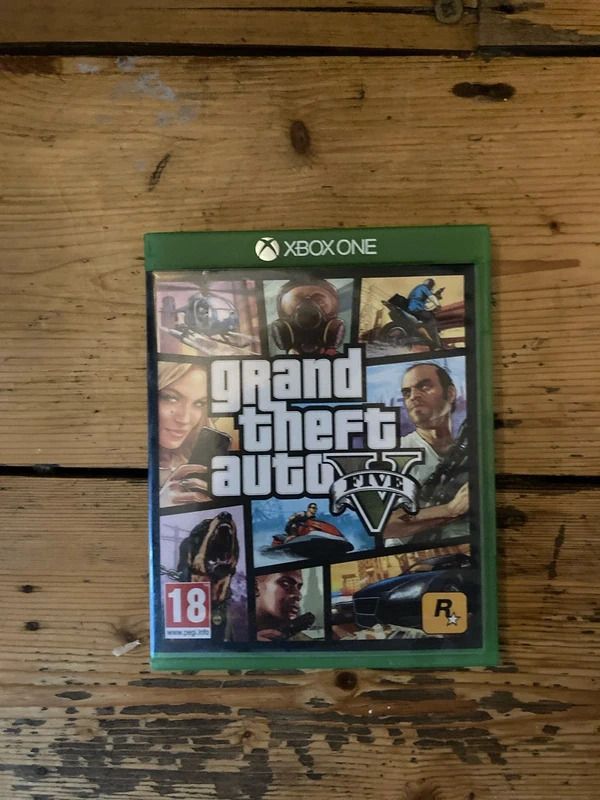 Xbox one console gta v fully working no controller