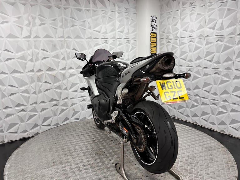 2010 Honda CBR00 | *WARRANTY PROVIDED*