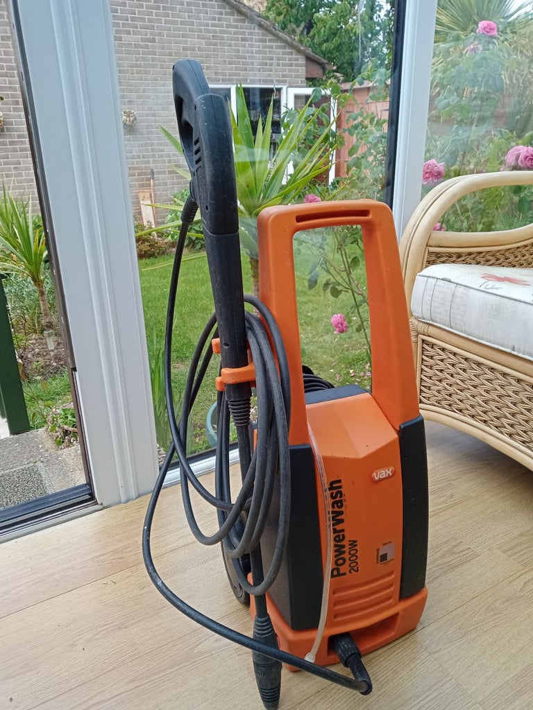 VAX Power Wash Pressure Washer with instructions. 2000W