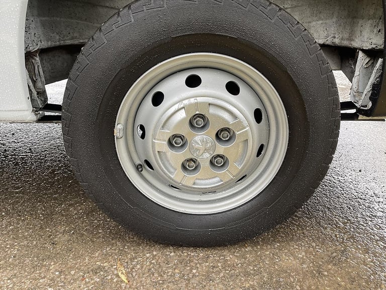 2022 Peugeot Boxer 2.2 BlueHDi 335 Professional L3 H2 Euro 6 (s/s) 5dr PANEL VAN Diesel Manual