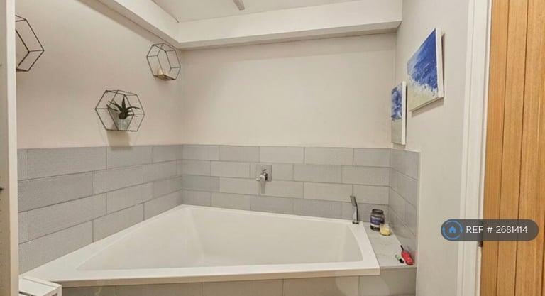 3 bedroom house in Castle Hill, Lostwithiel, PL22 (3 bed) (#2681414)