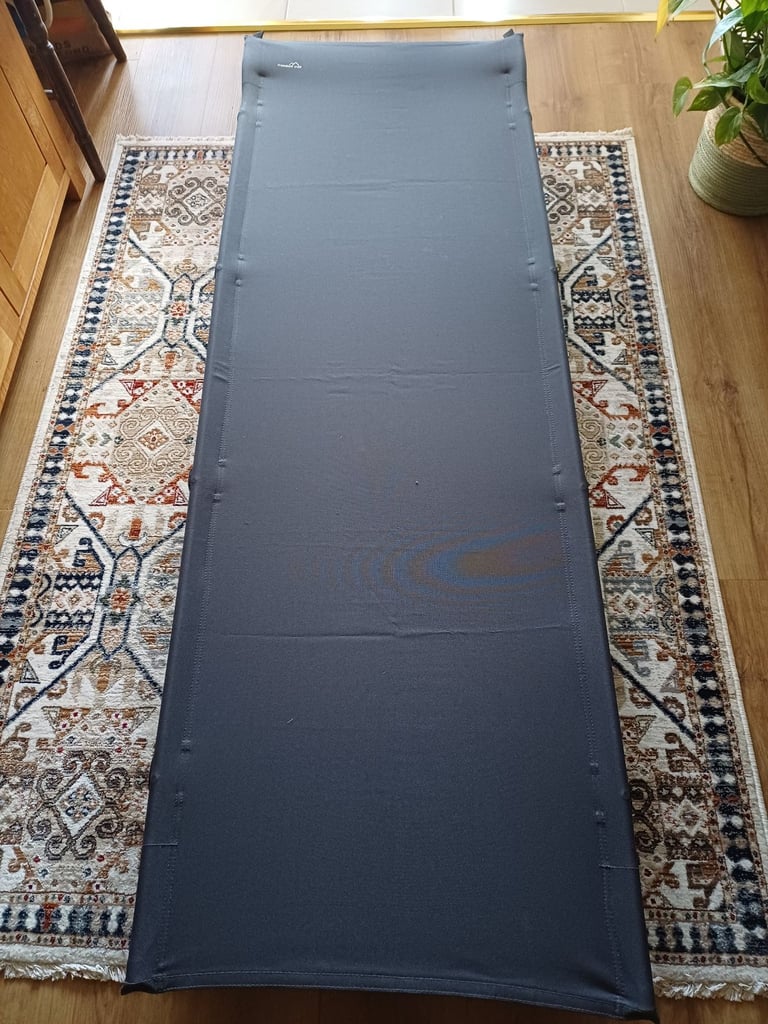 2 x Freedom Trail camp beds