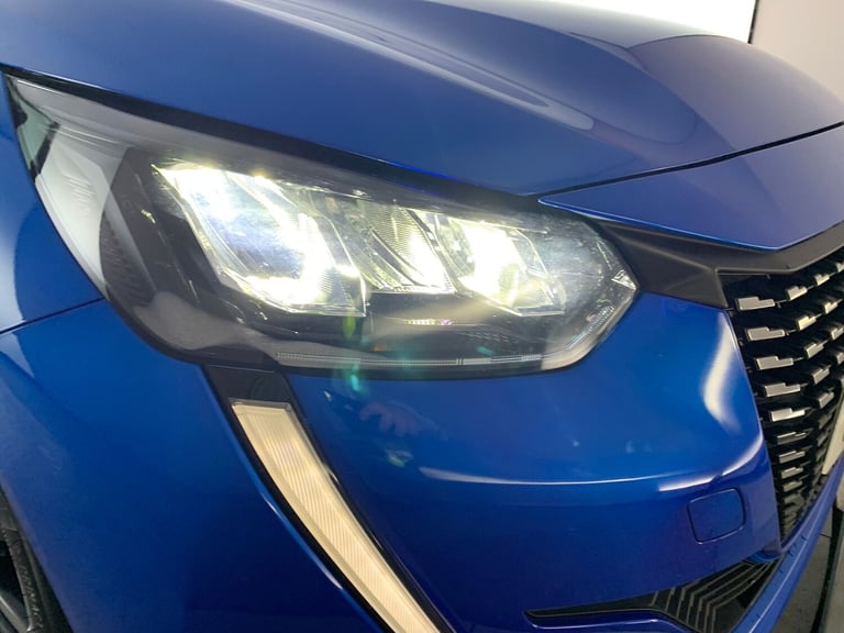 2023 Peugeot 208 1.2 PureTech 100 Allure Premium + 5dr HATCHBACK PETROL Manual