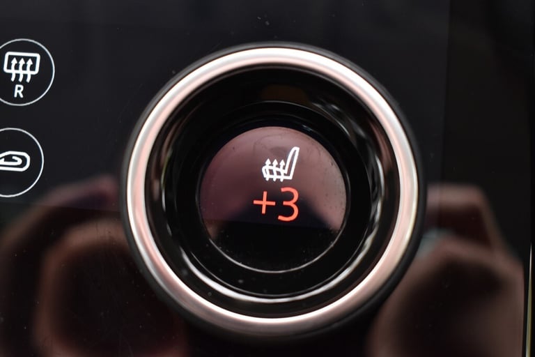 2020 Land Rover Range Rover Evoque HSE+Panoramic Roof Plus Much More!!! Estate Petrol Automatic