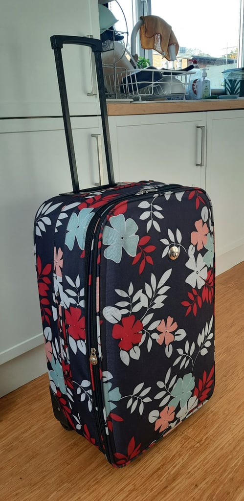 image for Lightweight ITP Suitcase. Moulded Softshell. Expandable. 2 Wheels + Handle. 68x40x30cm Floral Design